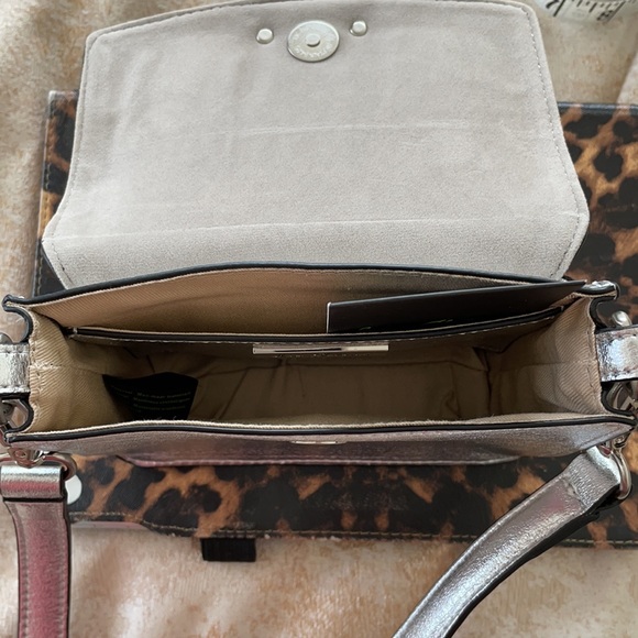 SAM EDELMAN METALLIC SILVER CROSSBODY - Picture 5 of 7